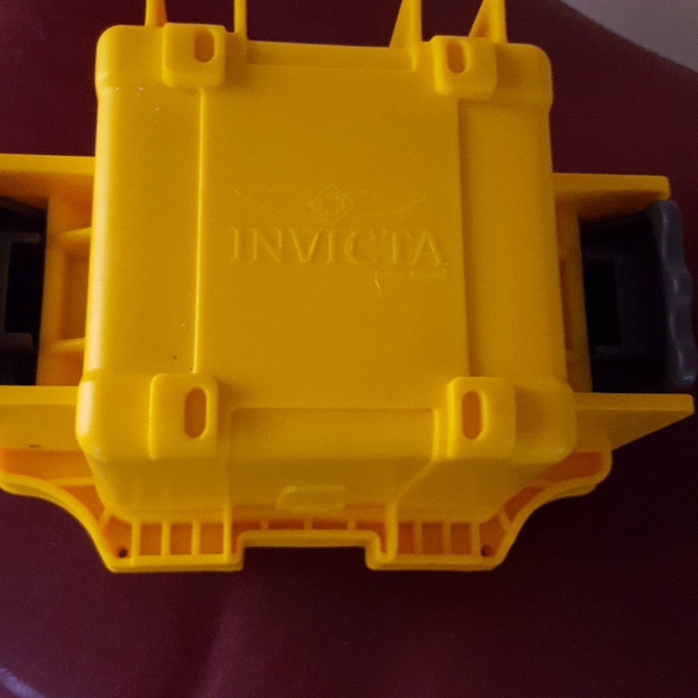Invicta Single Watch Dive Case - image 3